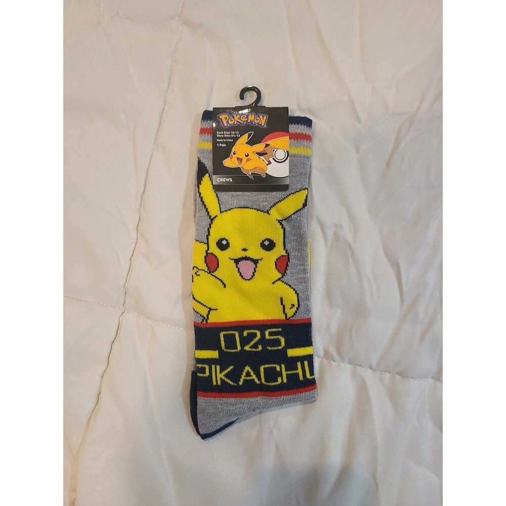 2016 025 Pokemon Pikachu Crew Socks